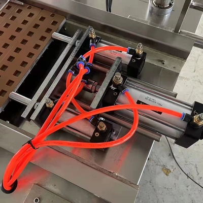 Online-Kauf 1900*980*1700mm Süßigkeitenziehmaschine für neue Produkte