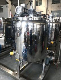 Einzahlung einer automatischen Süßigkeitsmaschine für die Produktion von Jelly Lollipop Gummy Candy