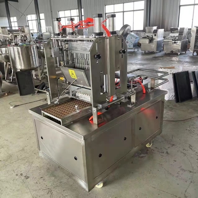Automatische Vitamine Süßigkeiten Produktion Gummi-Making-Maschine 20-50kg Kapazität CE zugelassen