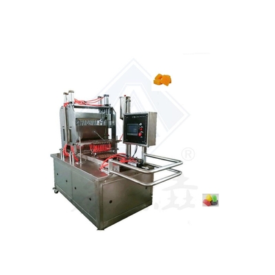 Halbautomatische Soft Jelly Gummy Candy Machinery 50 kg/h in 1900*900*1620mm Größe