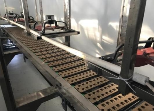 Gel-Fudge-Produktionslinie mit halbautomatischem Servo-Gießen und Pigment-Rohstoff
